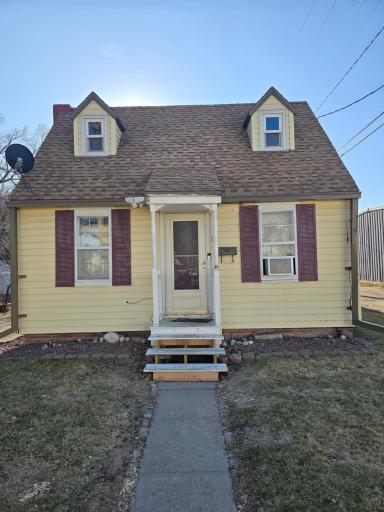 14 3rd Street E, West Fargo, ND 58078