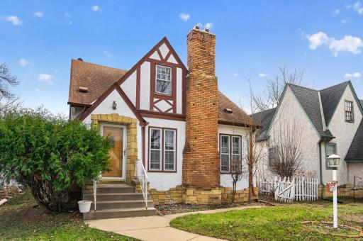 4537 Columbus Avenue, Minneapolis, MN 55407