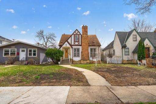 4537 Columbus Avenue, Minneapolis, MN 55407