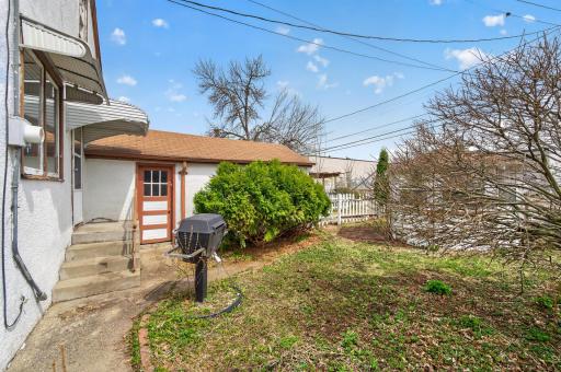 4537 Columbus Avenue, Minneapolis, MN 55407