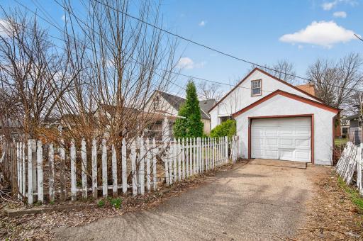 4537 Columbus Avenue, Minneapolis, MN 55407