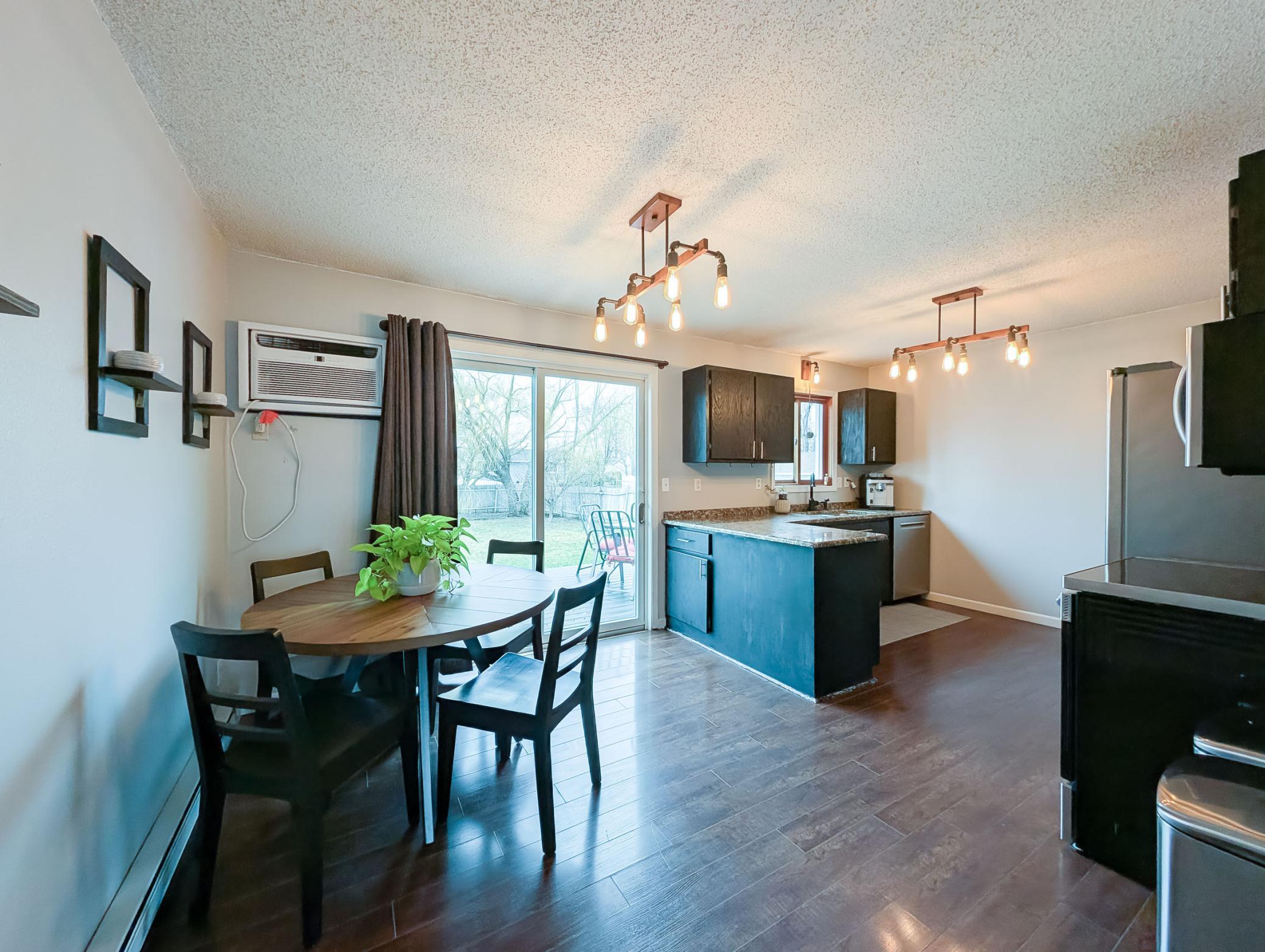 L2P013-205 4th St E-Horace-153441950.jpg