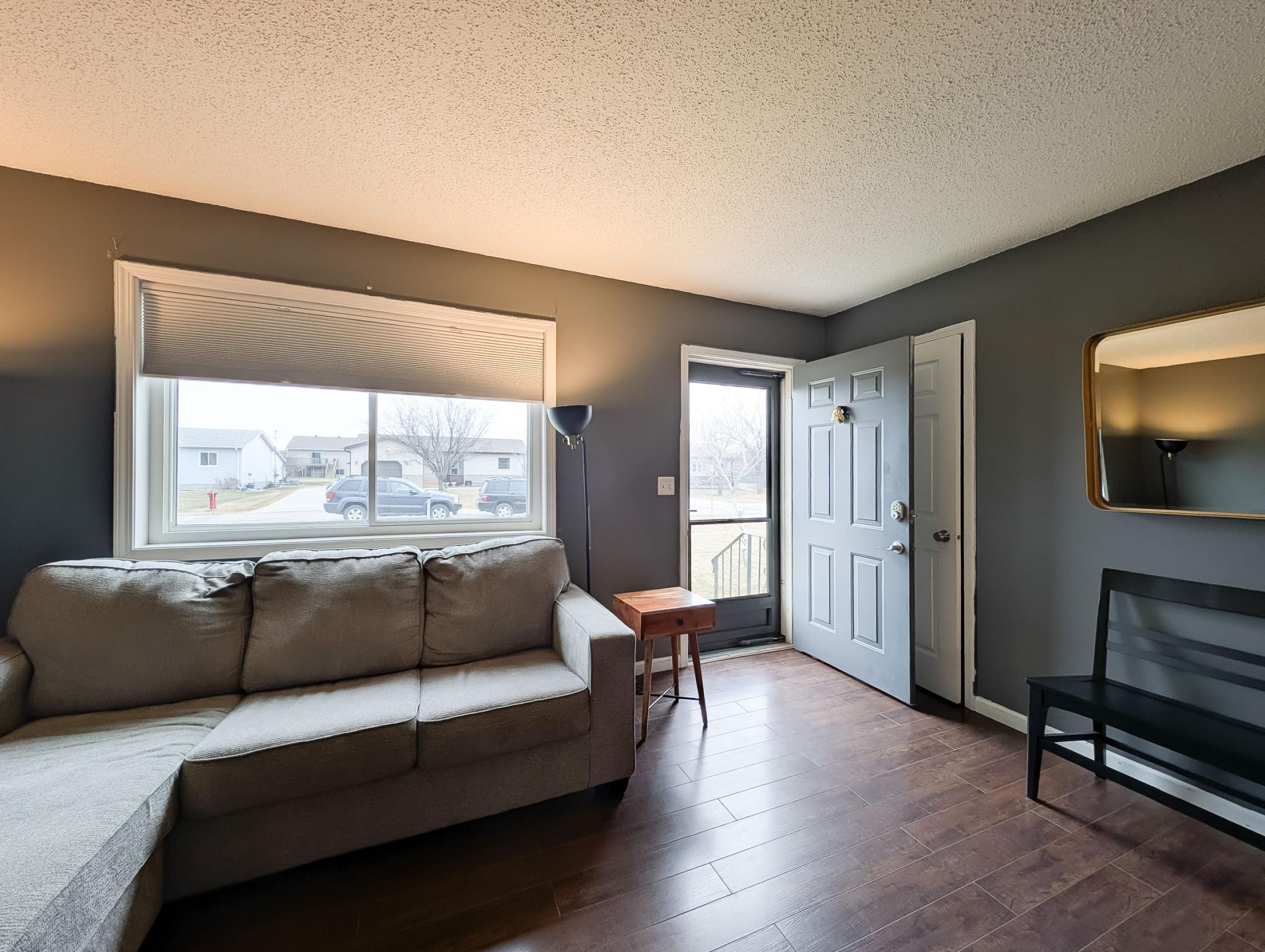 L2P009-205 4th St E-Horace-154223109.jpg