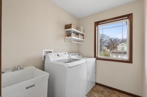 1169 Rosemary Lane, Chaska, MN 55318