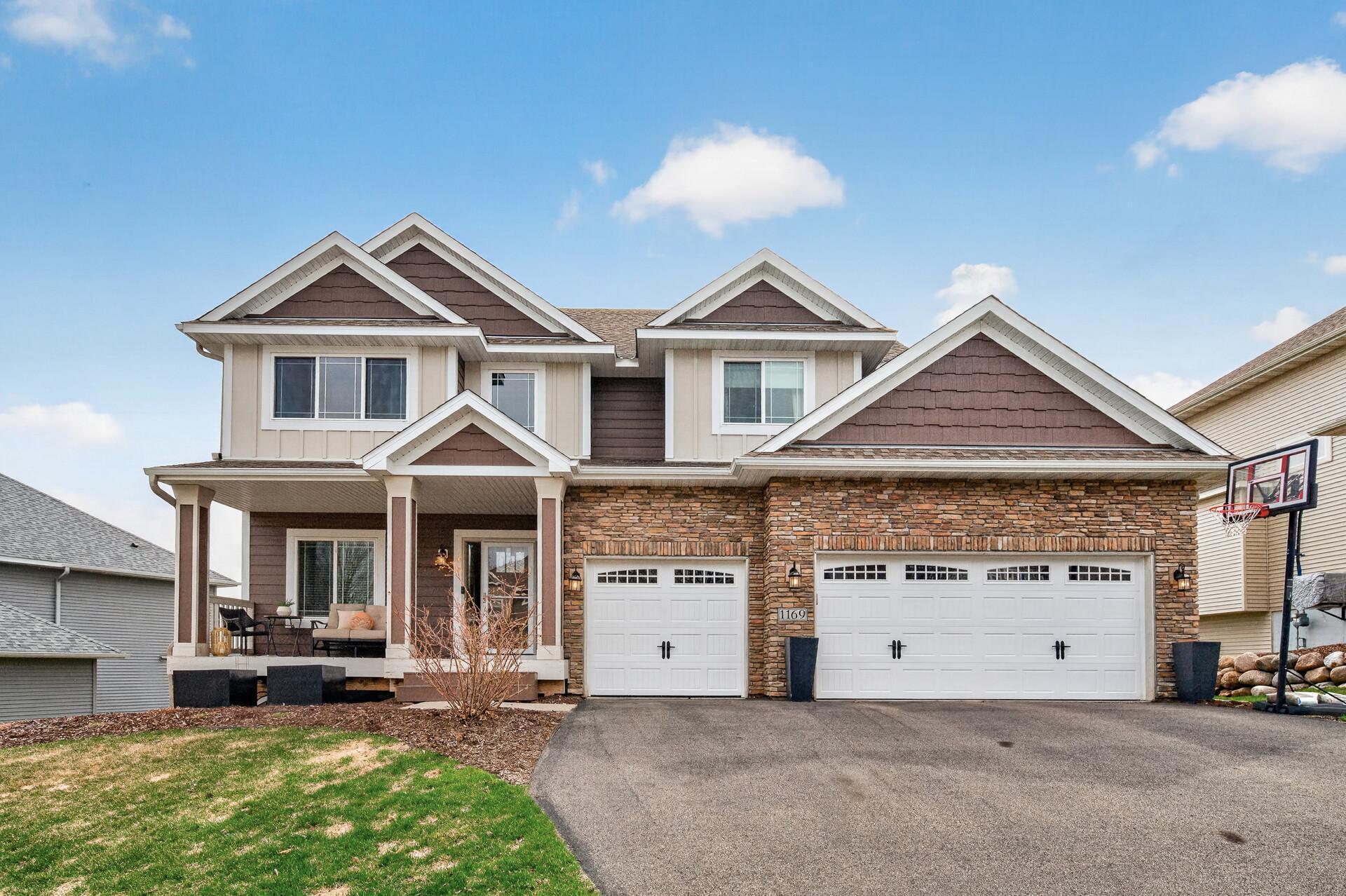 1169 Rosemary Lane, Chaska, MN 55318