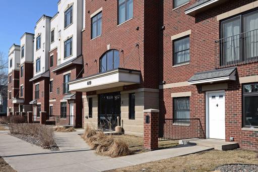 619 Southeast 8th Street - Spacecrafting - 0002.jpg