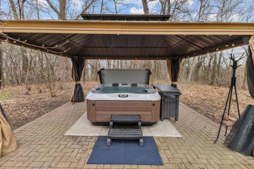 308 S Glover Road, River Falls, WI 54022