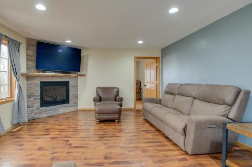 10801 72nd Street S, Horace, ND 58047