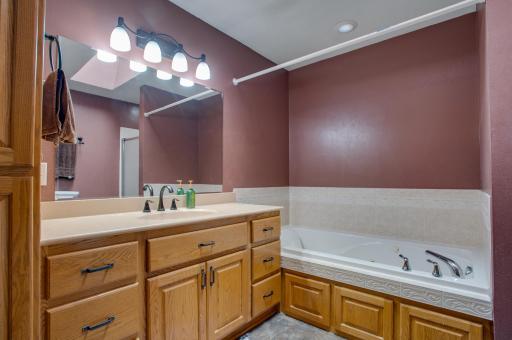 10801 72nd Street S, Horace, ND 58047