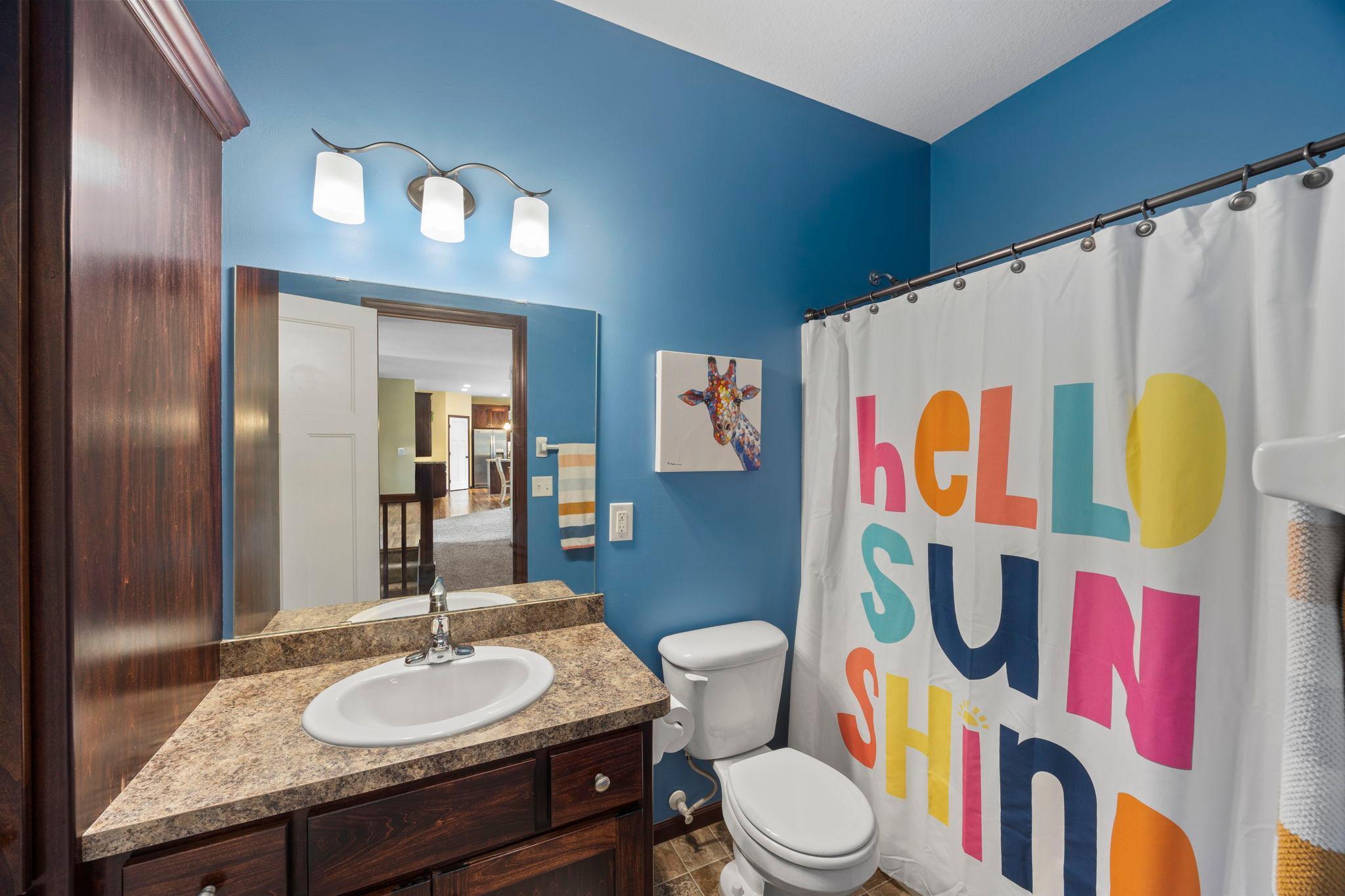 Bright & clean full bath on the main level