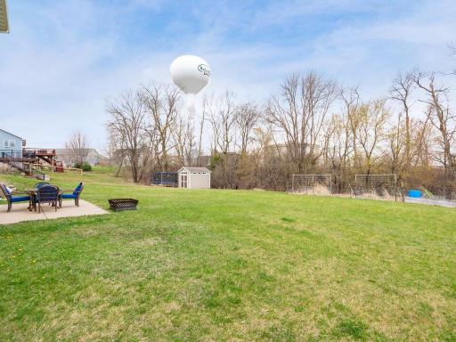 956 Farmers Ridge Trail, Belle Plaine, MN 56011