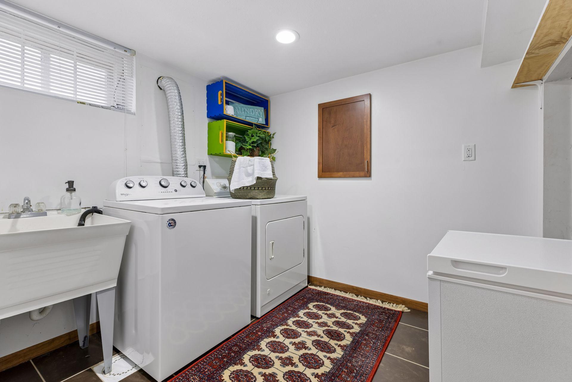 2833 34th Avenue South - Spacecrafting - 0020.jpg