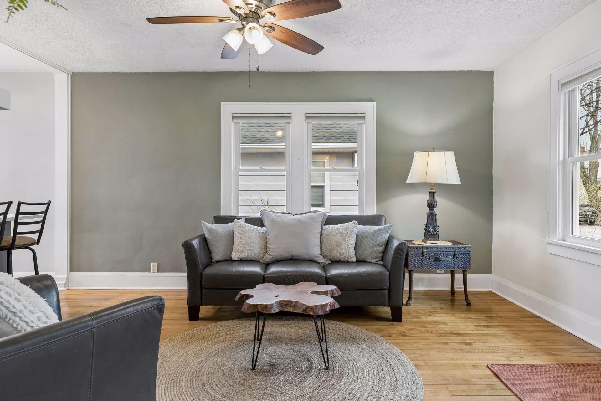 2833 34th Avenue South - Spacecrafting - 0008.jpg