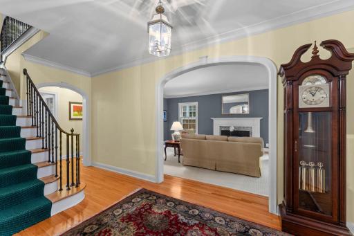 3725 Glenhurst Avenue, Minneapolis, MN 55416
