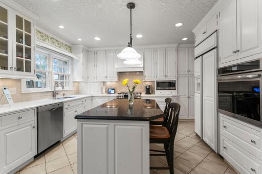 3725 Glenhurst Avenue, Minneapolis, MN 55416