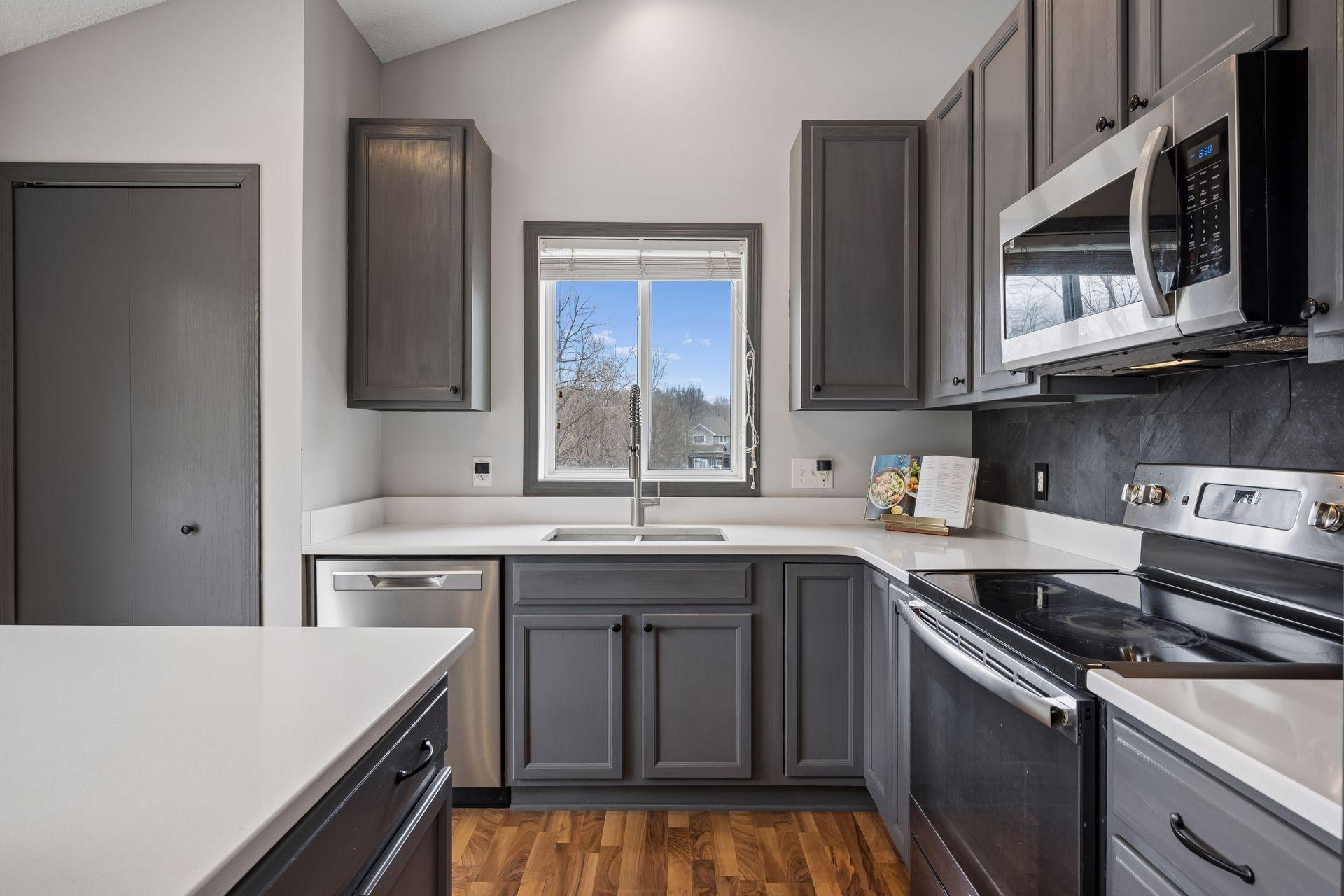 5349 Radford Avenue Northeast - Spacecrafting - 0017.jpg