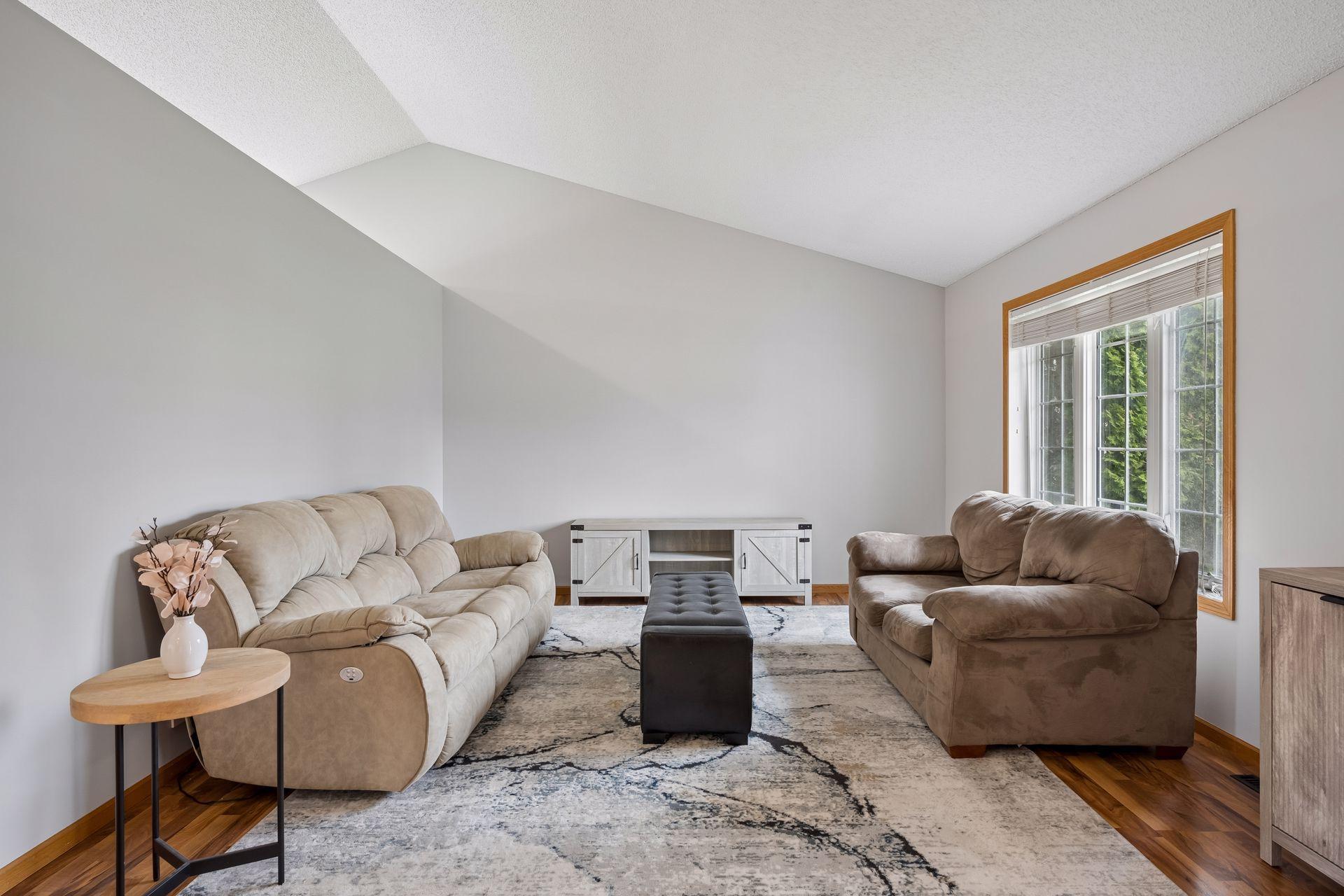 5349 Radford Avenue Northeast - Spacecrafting - 0009.jpg