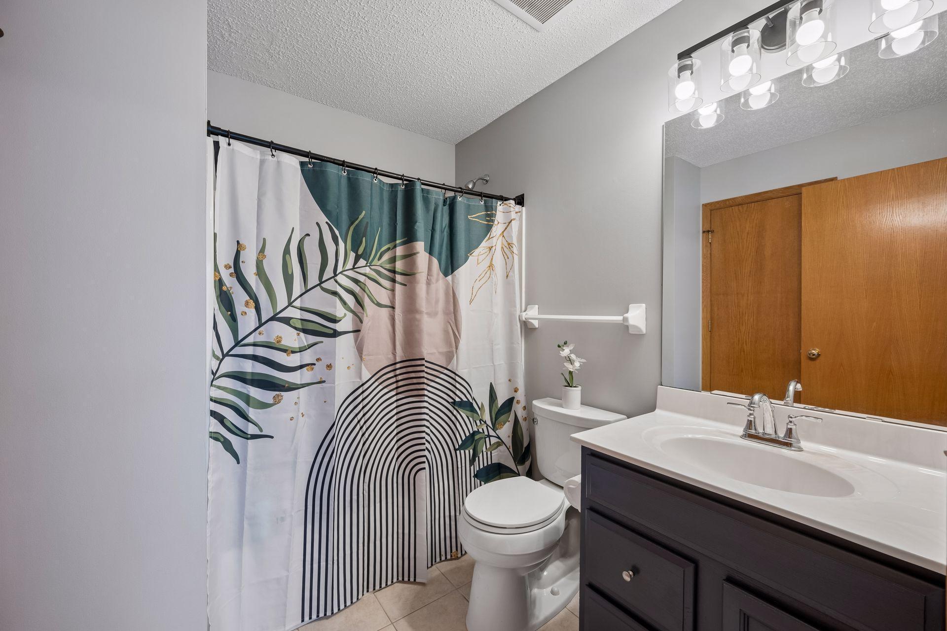 5349 Radford Avenue Northeast - Spacecrafting - 0022.jpg