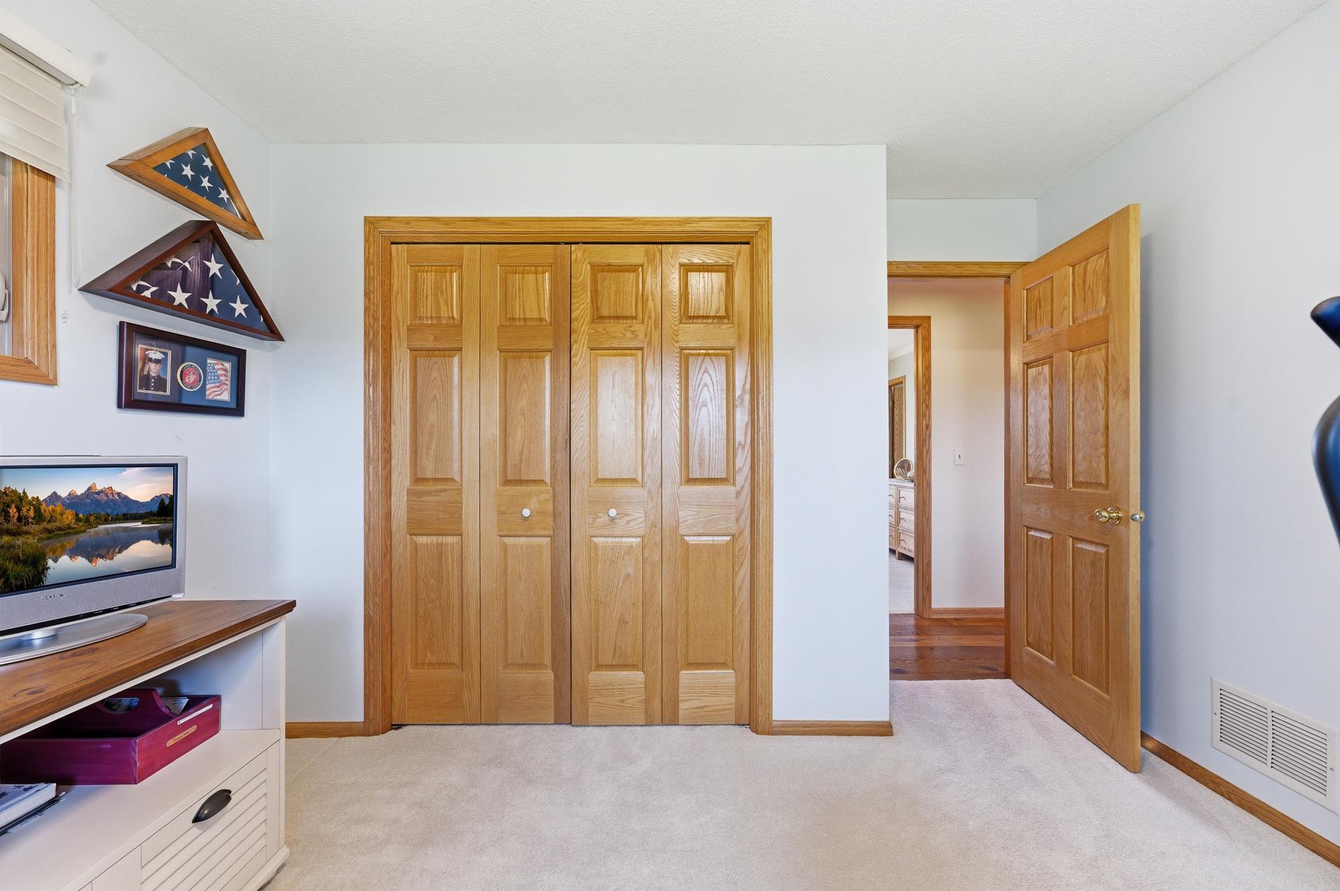Wall closet in 2nd bedroom.