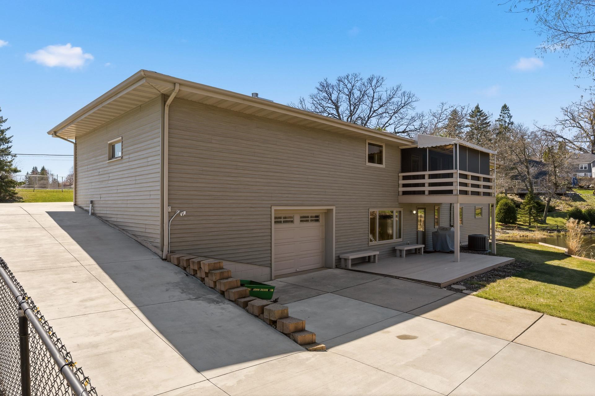 22x21 tuck under garage.