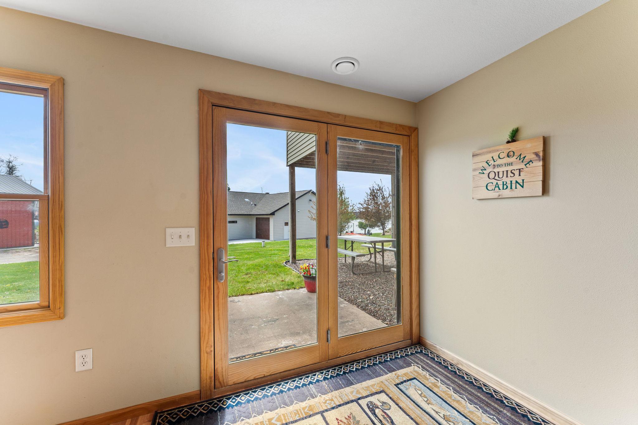 70-web-or-mls-1695-AA White Ash Way-245.JPG
