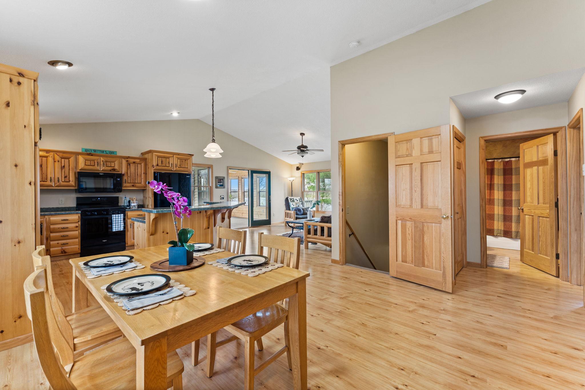 25-web-or-mls-1695-AA White Ash Way-48.JPG
