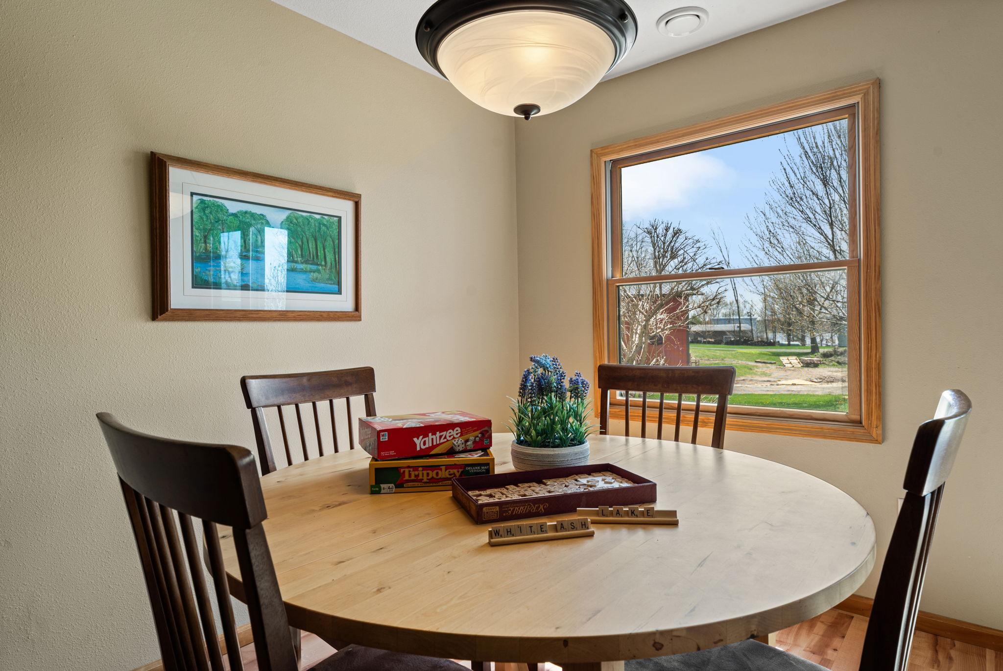 60-web-or-mls-1695-AA White Ash Way-303.JPG