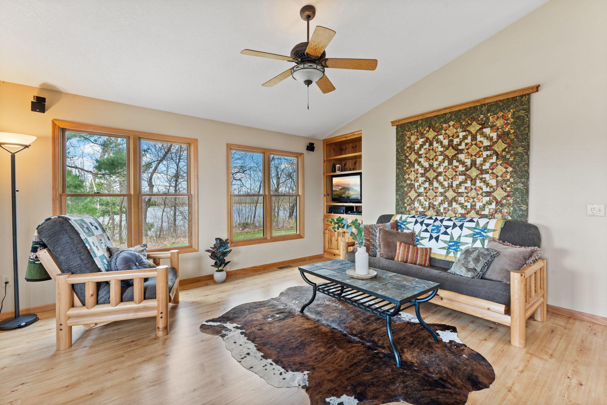 21-web-or-mls-1695-AA White Ash Way-113.JPG