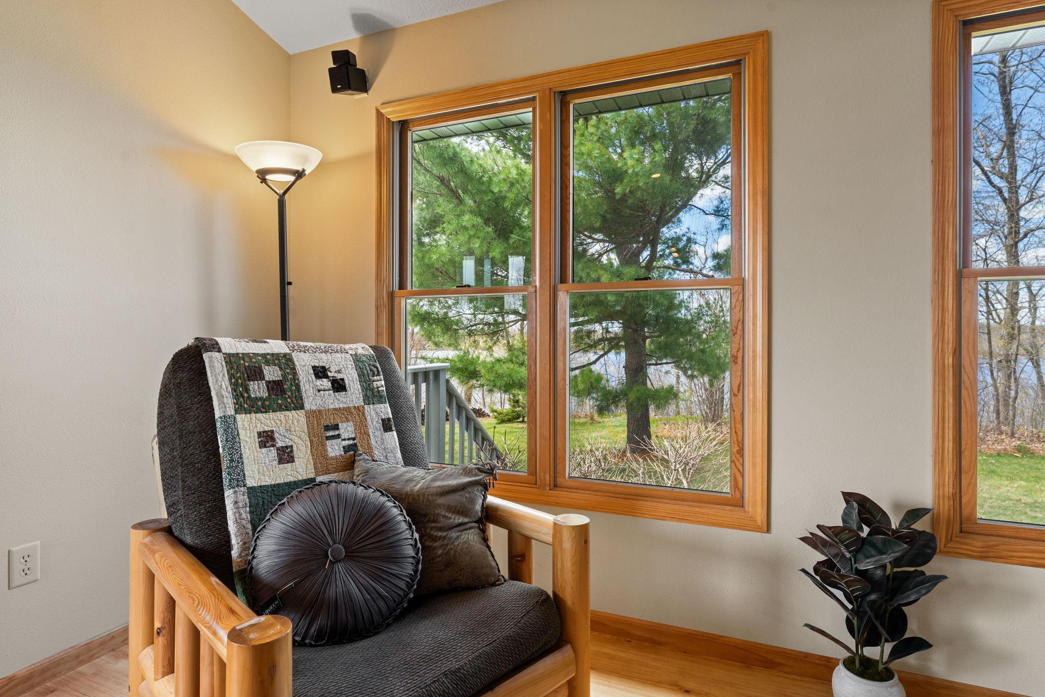 22-web-or-mls-1695-AA White Ash Way-193.JPG