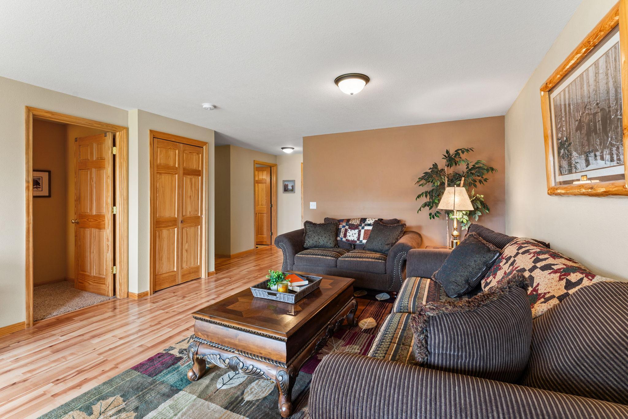 55-web-or-mls-1695-AA White Ash Way-211.JPG