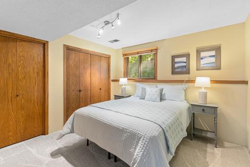 100 Puma Lane, Mahtomedi, MN 55115