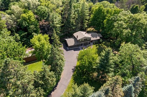 100 Puma Lane, Mahtomedi, MN 55115