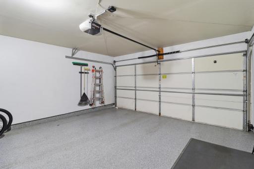 8852 Brunell Way, Inver Grove Heights, MN 55076