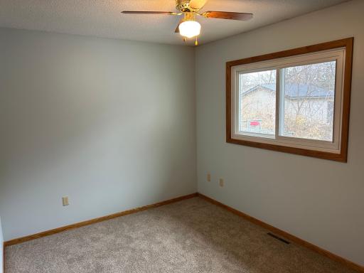 909 7th Avenue N, Princeton, MN 55371