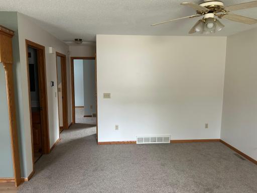 909 7th Avenue N, Princeton, MN 55371