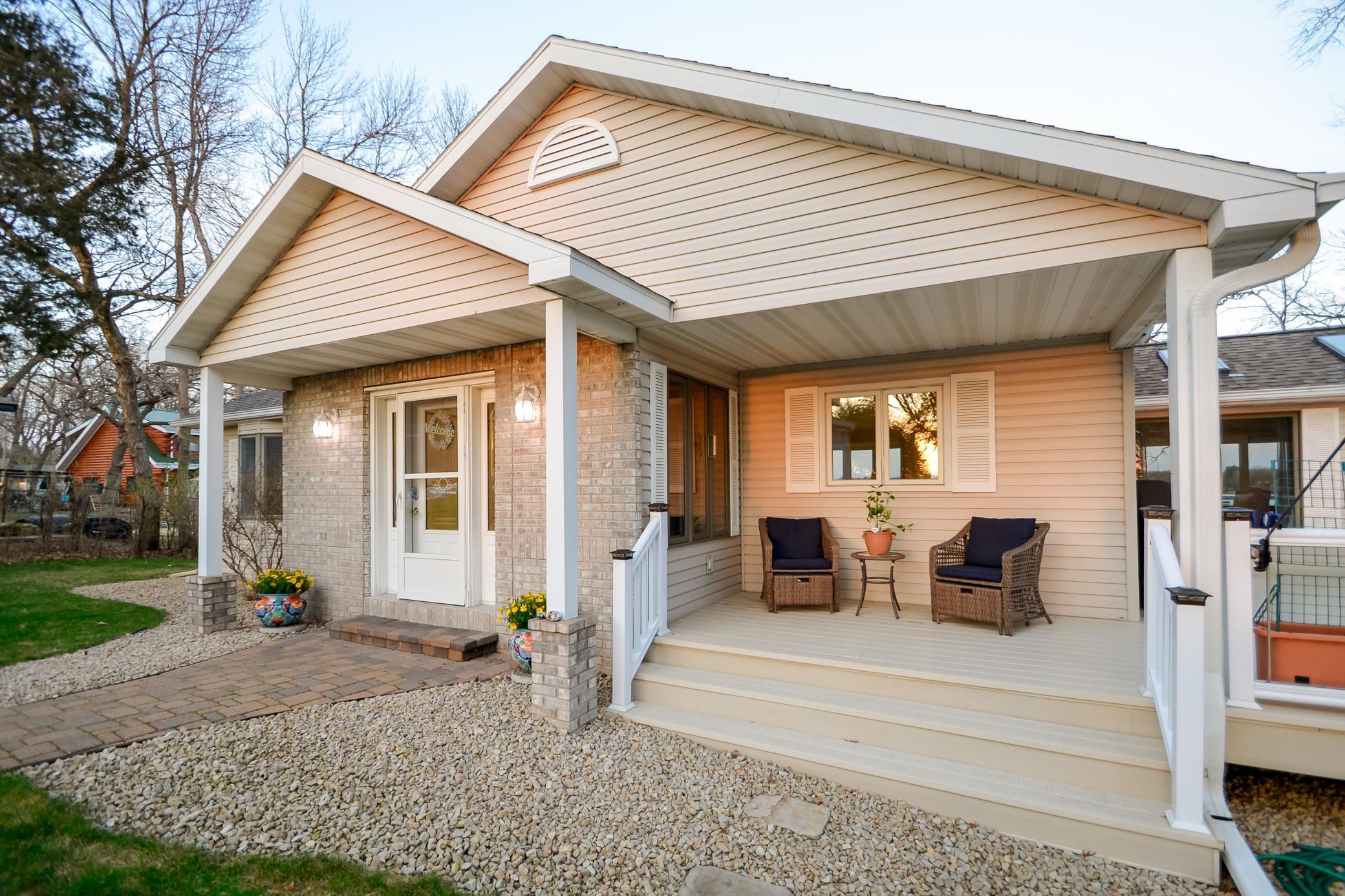 Front porch and deck area