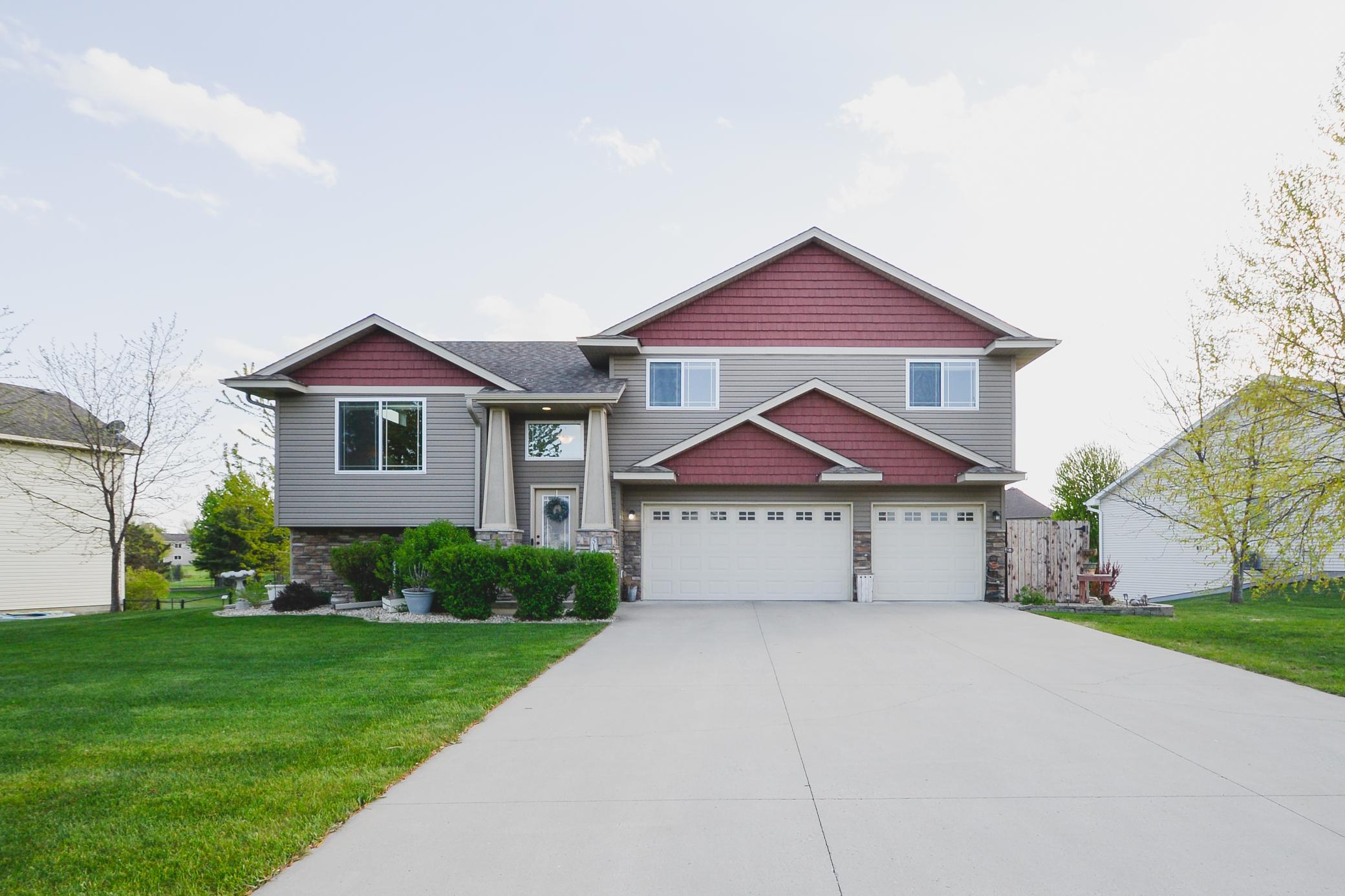 Welcome Home to 5156 Harvest Curve!