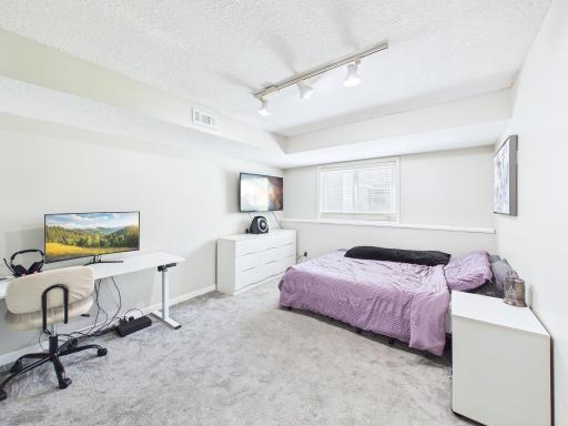 13220 Bittersweet Street NW, Minneapolis, MN 55448
