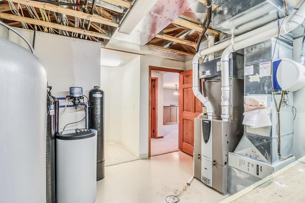 Mechanical lower.jpg