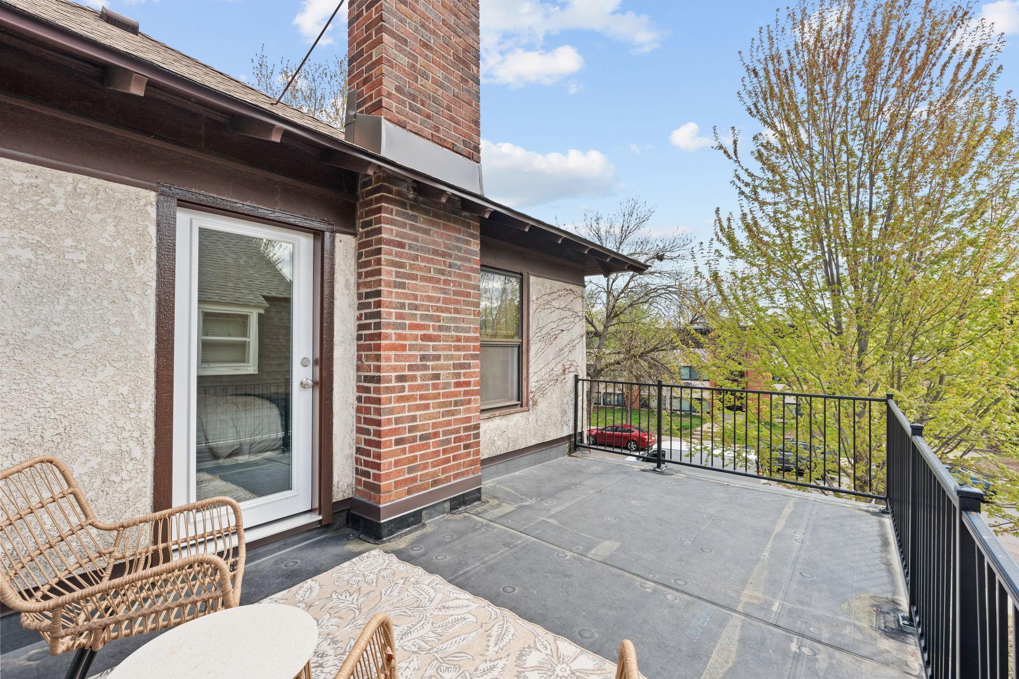6-web-or-mls-3136 Dupont Ave S-6.jpg