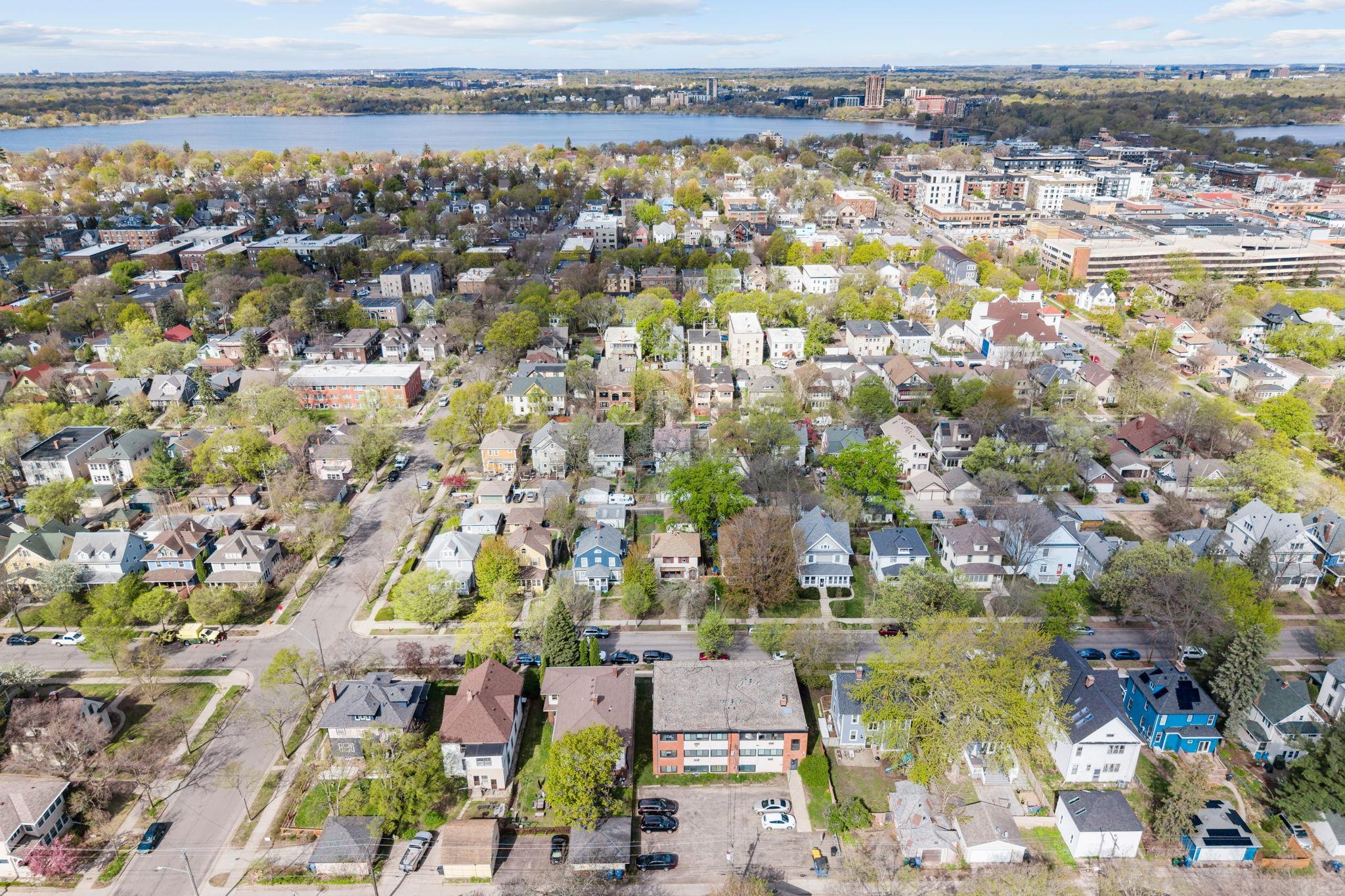 11-web-or-mls-3136 Dupont Ave S-11.jpg