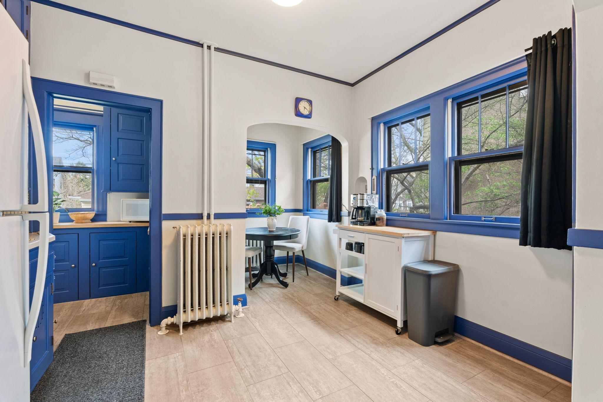 28-web-or-mls-3136 Dupont Ave S-28.jpg