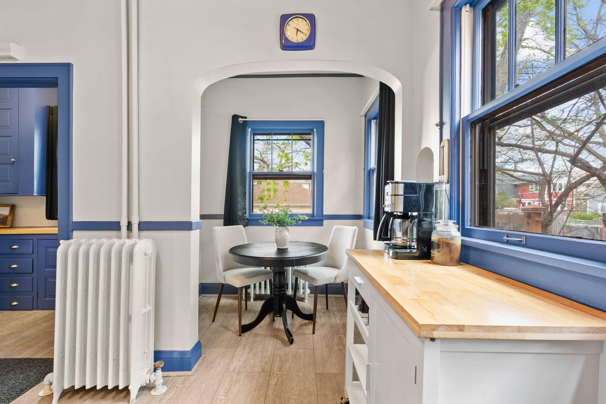 32-web-or-mls-3136 Dupont Ave S-32.jpg
