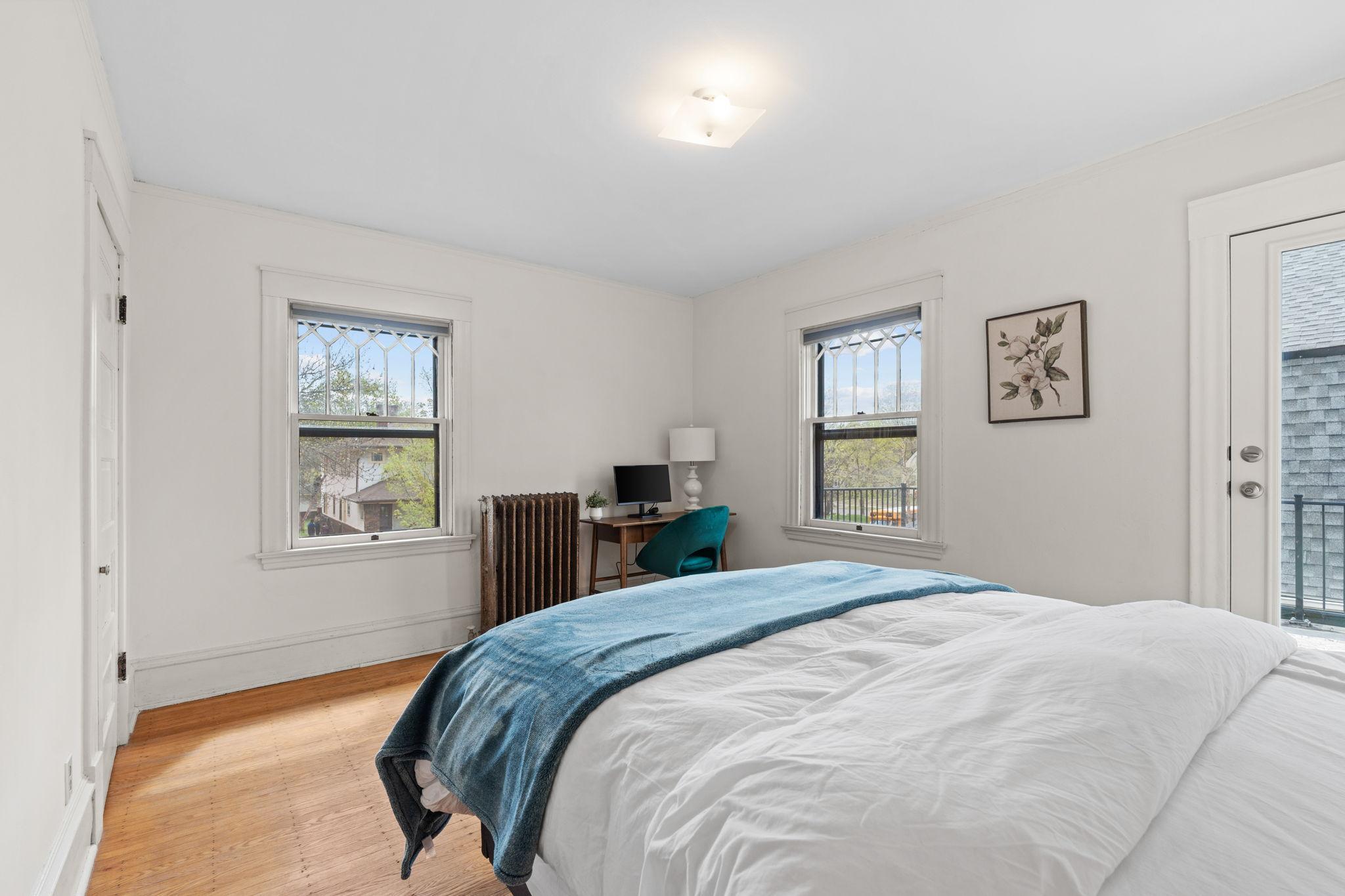 47-web-or-mls-3136 Dupont Ave S-47.jpg