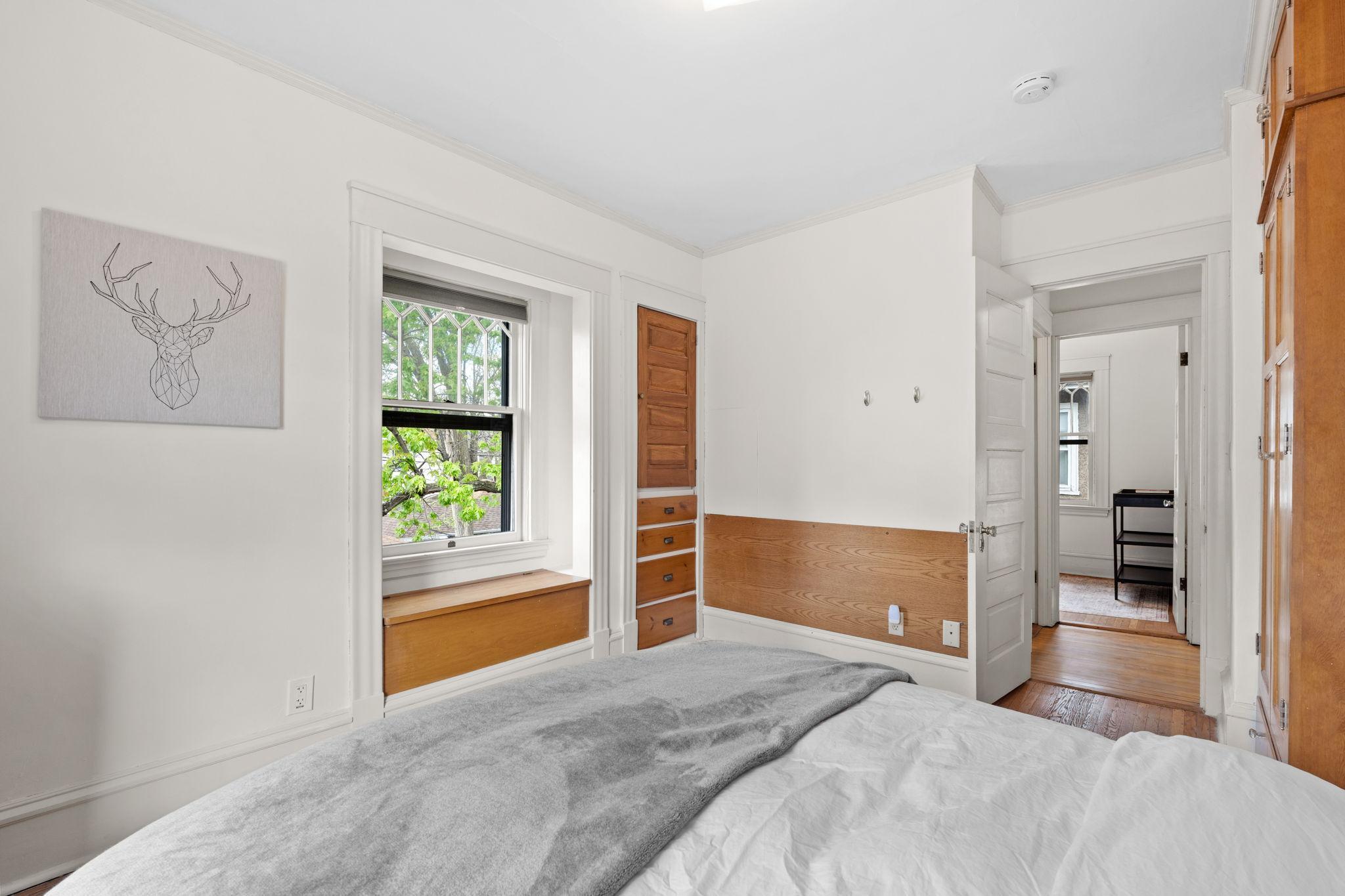 44-web-or-mls-3136 Dupont Ave S-44.jpg