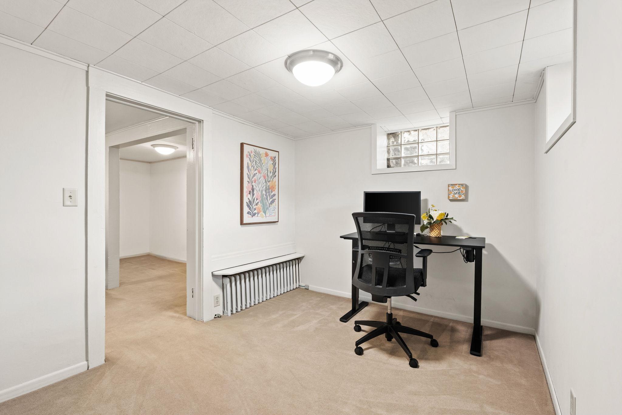 56-web-or-mls-3136 Dupont Ave S-56.jpg