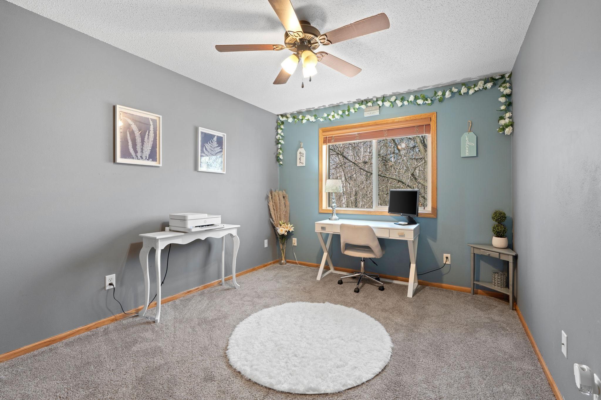 33-web-or-mls-615 Oakwood Dr-33.jpg