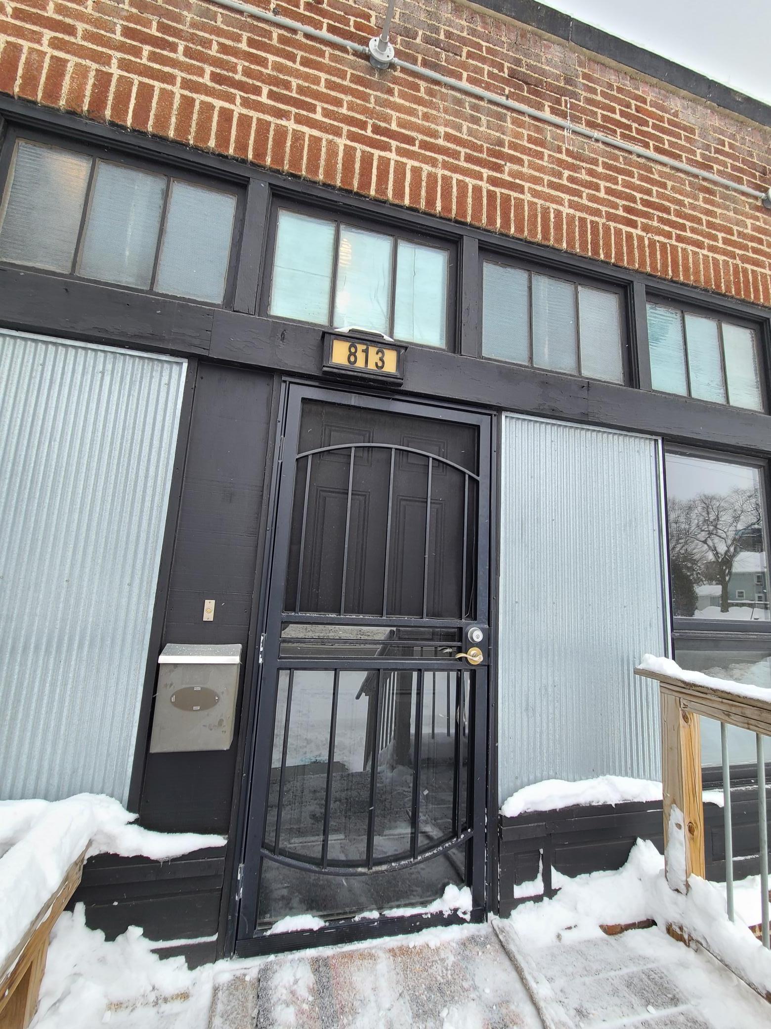 Front exterior view 2