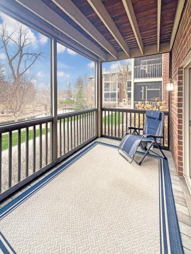 1350 Douglas Drive N, 110, Minneapolis, MN 55422