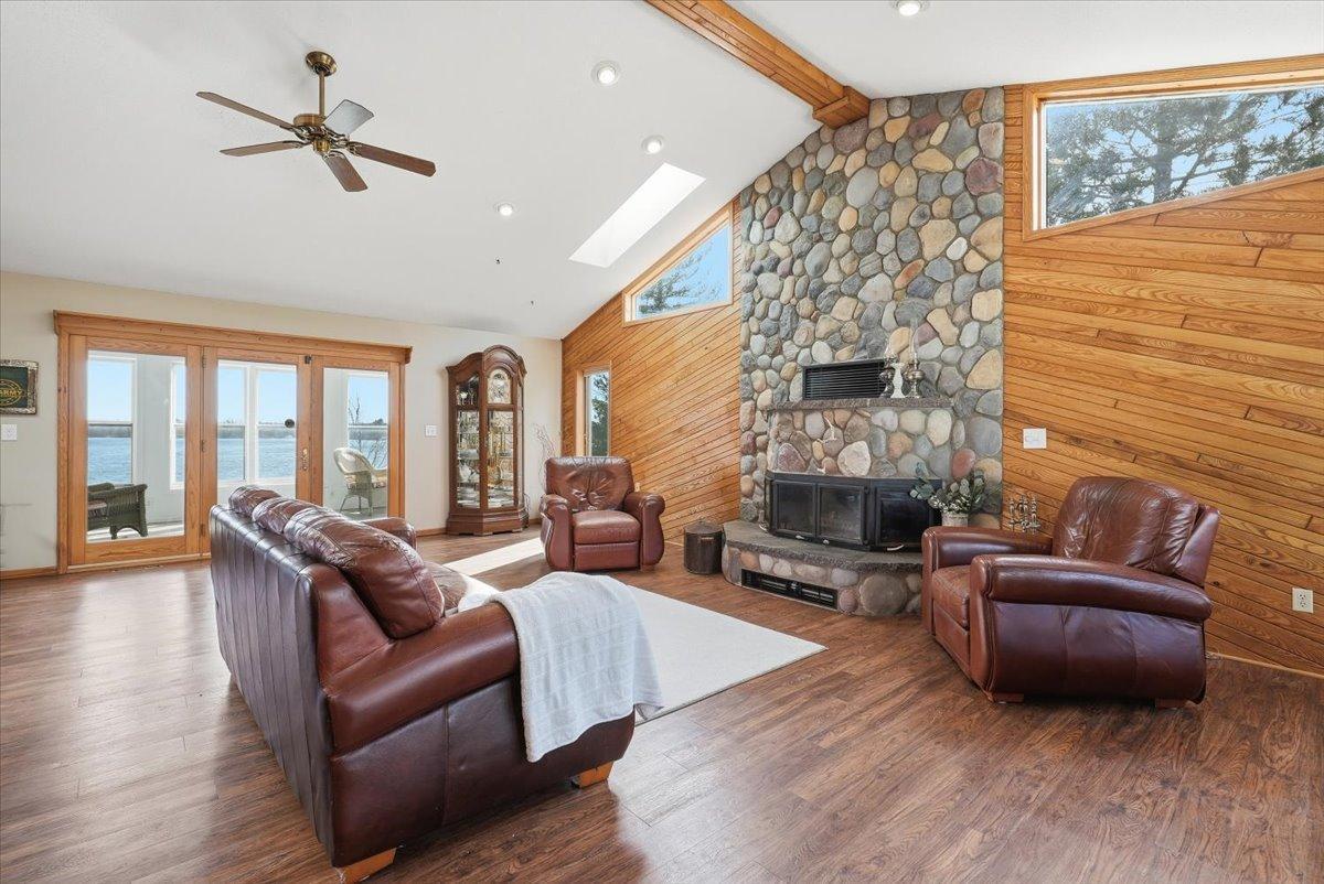 03-4179 Green Trail-3.jpg